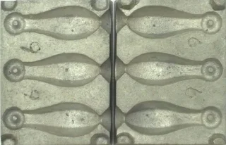 Bottle and teardrop Sinker moulds