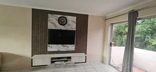 o&#39;&#39;Townhouse on Berger Street in Vorna Valley Midrand available immediately for student