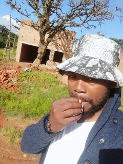 A professional and experienced Dissertation/ Thesis writer available on  0612943587