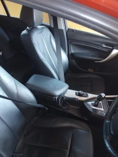 2014 BMW 1 Series F20 118i Hatchback