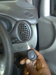 0796627621 Avery good running car for sale all paperwork available disc up-to-date nothing to fix th