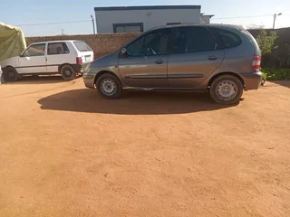 0796627621 Avery good running car for sale all paperwork available disc up-to-date nothing to fix th