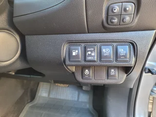 2016 Nissan Leaf Hatchback