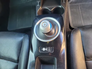 2016 Nissan Leaf Hatchback