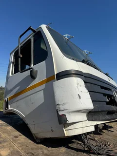 Mercedes Cabs V series & Powerliner