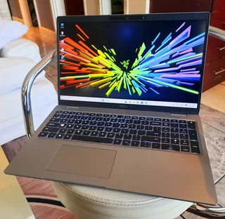 Dell i5 laptop 11thGen 256GBSSD 8GBRAM FullHD WIN11