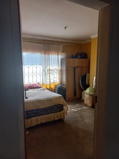 VERY SPACIOUS 3 BED HOUSE FOR SALE SOSHANGUVE BLOCK X