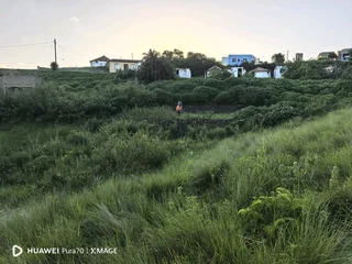 Massive site for sale at Umgababa Emgobhozini.