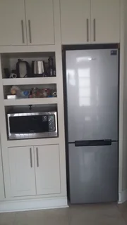 2 Bedroom Flat - Kenilworth Upper