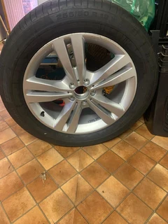 Rim and Tyre,  255/50 R19