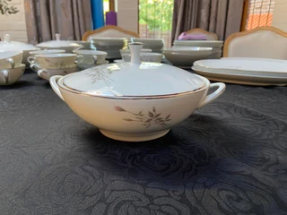 Noritake - vintage 6652 Mignon Dinner service