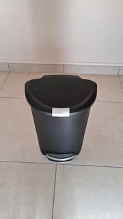 20L slim pedal bin