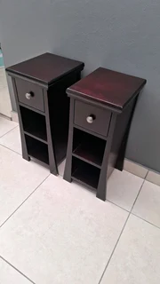 Bedside tables - Side tables - Pedestals - Price is for each