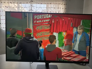 Samsung 32 inch M5 smart monitor Price is R4999