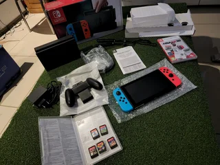Nintendo switch complete with docking station R4999