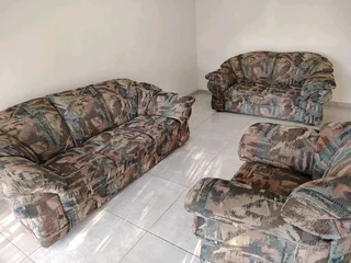 5 Seater Lounge Suite