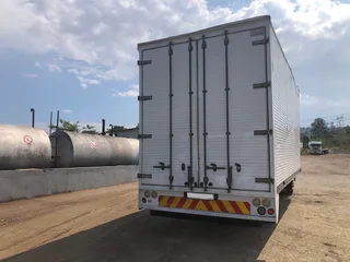 Hino 300 815 Automatic LWB