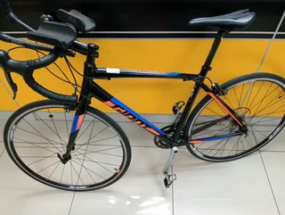 Road bike med size