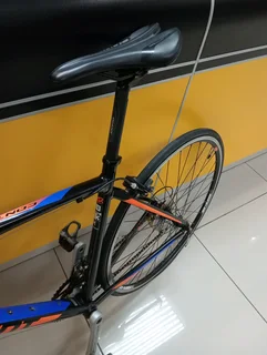 Road bike med size