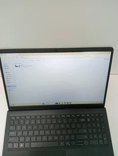 Dell Vostro 3520 laptop