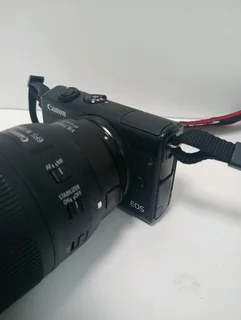Canon camera with lens