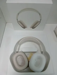 Apple A3184 headphones