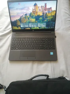 HP 250 G9 Intel N4500 15.6-inch Win 11