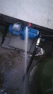 Borehole and wellpoint water installation