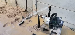 Borehole and wellpoint water installation