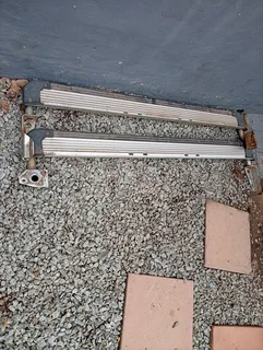 Hilux and landcruisers side steps