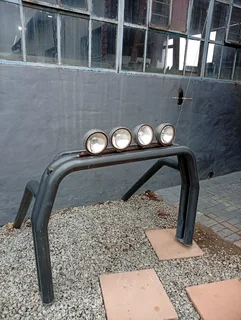 Toyota Hilux roll bar with lights