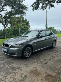 Clean BMW E90 320d AUTO FSH.
