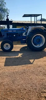 Ford 7600 tractor