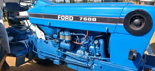 Ford 7600 tractor