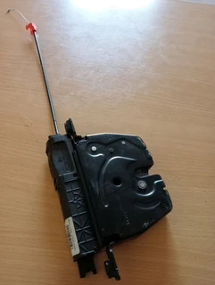 BMW F30 320i, OEM Tailgate Lock