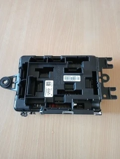 BMW F30 320i, OEM Power Distribution Relay Fuse Box