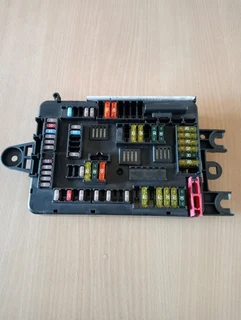 BMW F30 320i, OEM Power Distribution Relay Fuse Box