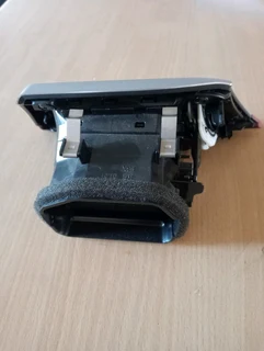 BMW F30 320i, OEM dashboard trim a/c central &amp; driver&#39;s side air vent