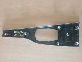 BMW F30, OEM Centre Console Trim