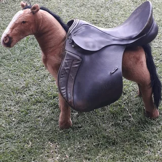 Wembley International Saddle