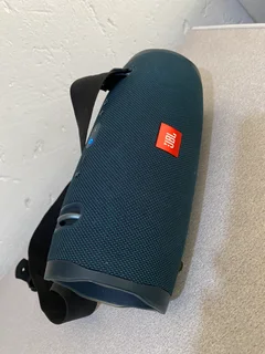 Jbl speaker extreme 2 extra sound R 3000