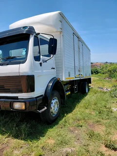 Mercedes 1417 Pantech