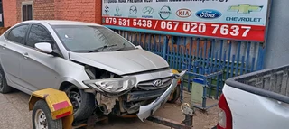 Hyundai ACCENT 1.6 FOR STRIPPING FOR PARTS