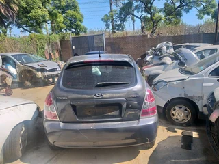 Hyundai accent hatch back for stripping for part