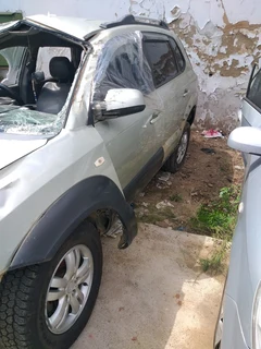 Hyundai Tucson 2.0 for stripping for part
