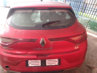 RENAULT MEGANE 1.2 GT LINE