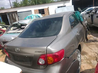 TOYOTA COROLLA PROFESSIONAL 1.6 FOR STRIPPING FOR PART
