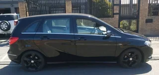 Mercedes-Benz b200 2012 turbo suv wagon. Negotiable.