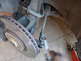 Is your car experiencing a mechanical issue? Call us to come and have it fixed at your residence!