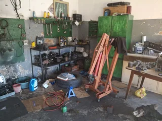 Mobile mechanic at your service! Unbeatable prices and satisfaction guaranteed!